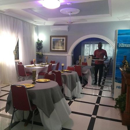 The Winford Boutique Hotel Achimota Taifa Exterior photo