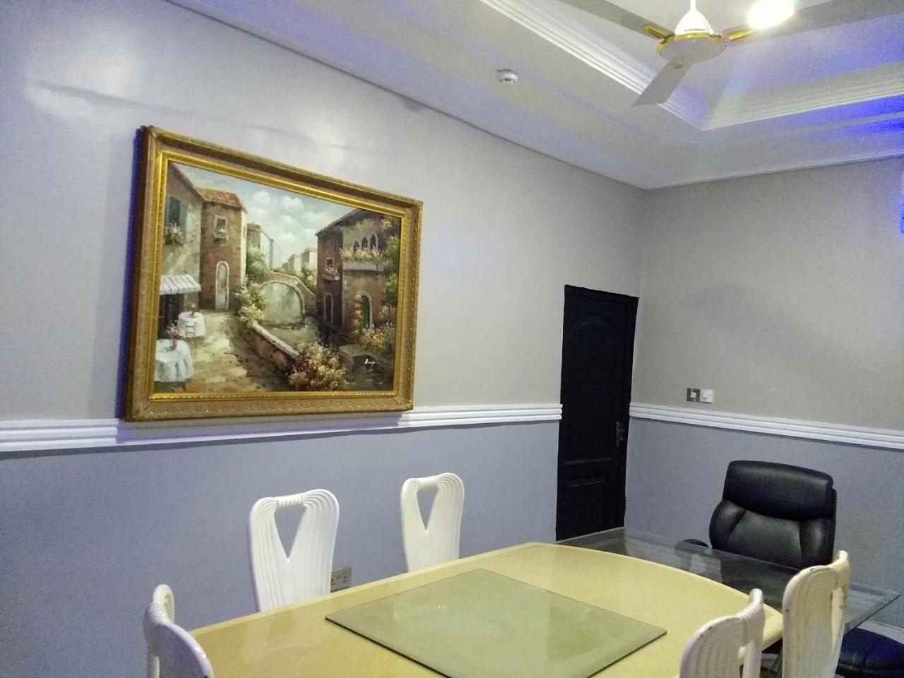 The Winford Boutique Hotel Achimota Taifa Exterior photo