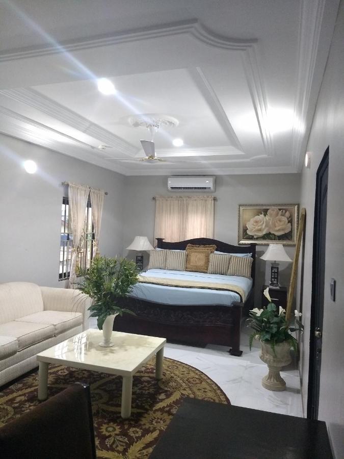 The Winford Boutique Hotel Achimota Taifa Exterior photo