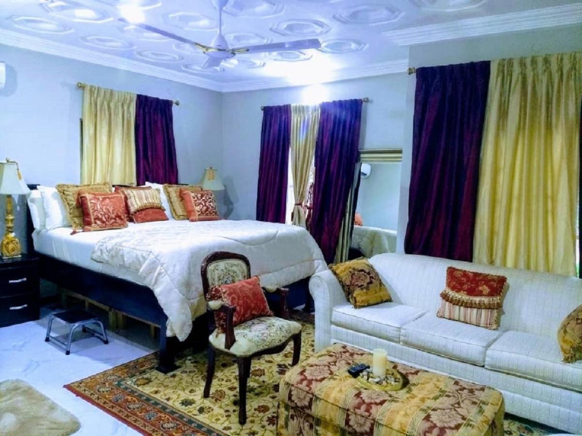 The Winford Boutique Hotel Achimota Taifa Exterior photo