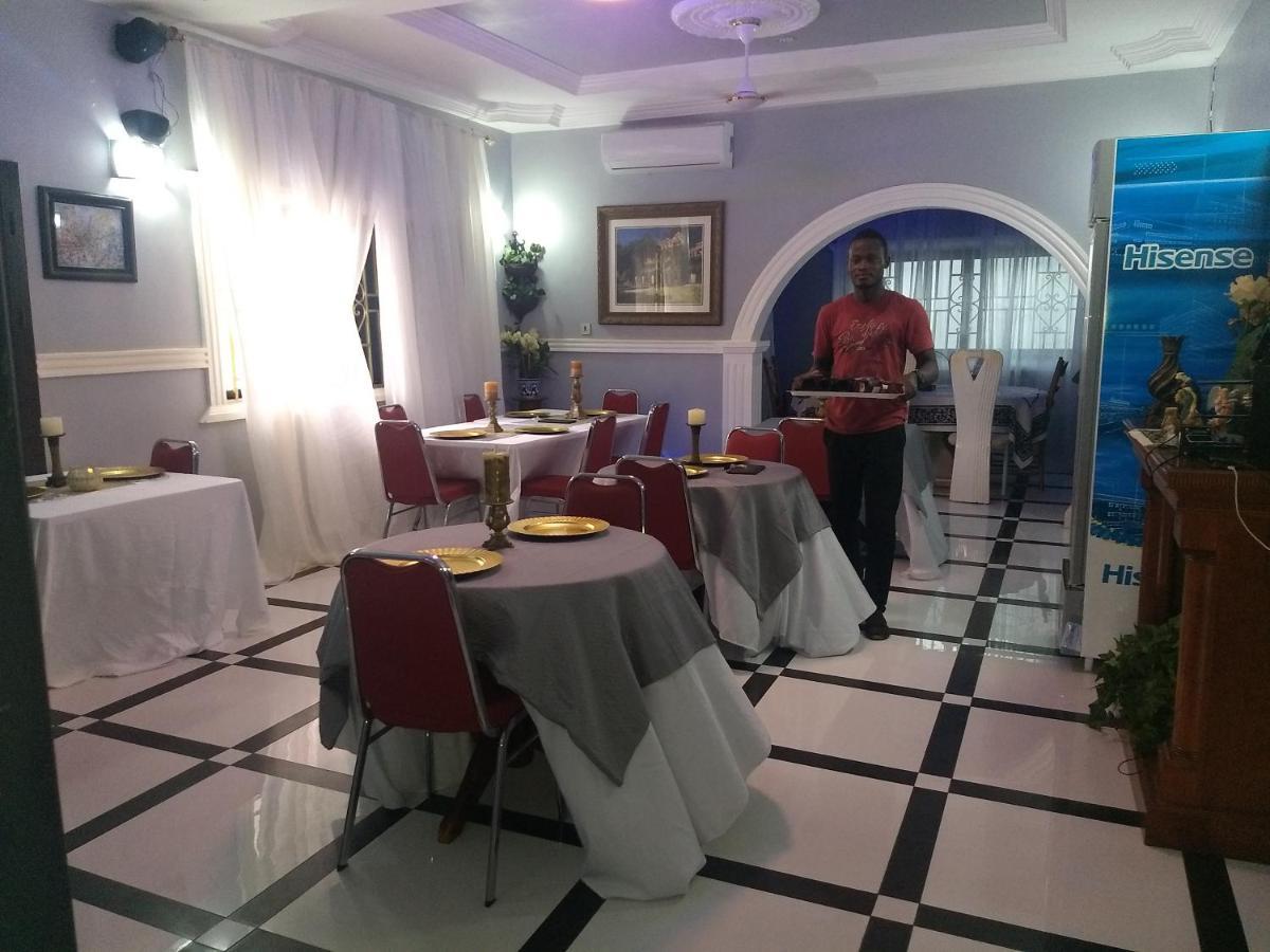 The Winford Boutique Hotel Achimota Taifa Exterior photo