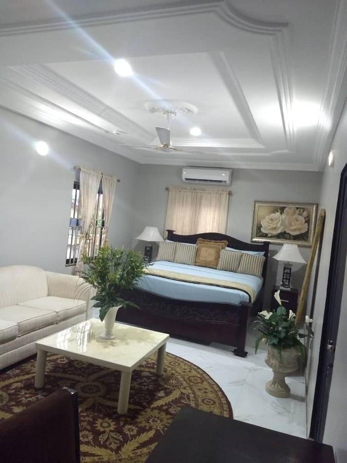 The Winford Boutique Hotel Achimota Taifa Exterior photo